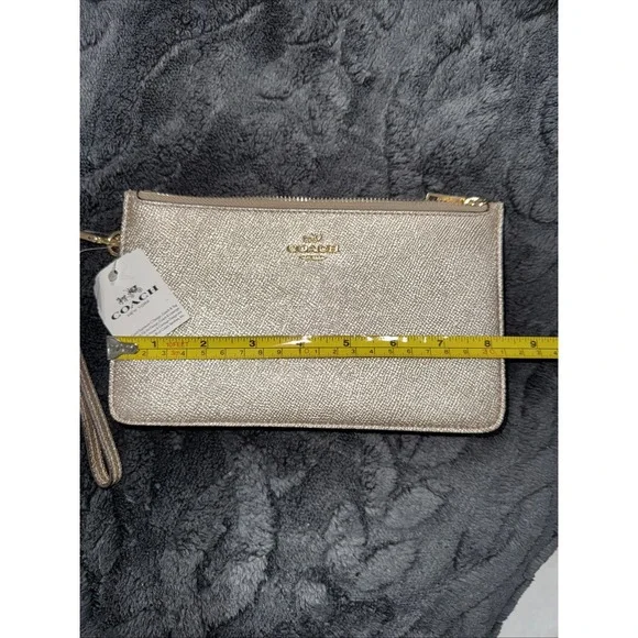 Coach Metallic Leather Wristlet Clutch Gold Zip Pouch Authentic - Picture 11 of 12